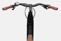 Cannondale Adventure Neo 3.1 EQ Noir -Boutique De Voitures C21 C68321U Adventure Neo 3 1 EQ BLK D1