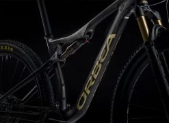 Orbea OIZ M LTD - Carbone Raw-Metallic Gold (mat) -Boutique De Voitures oiz raw gold detail 2